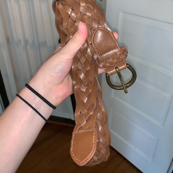 Belt - Picture 2 of 2